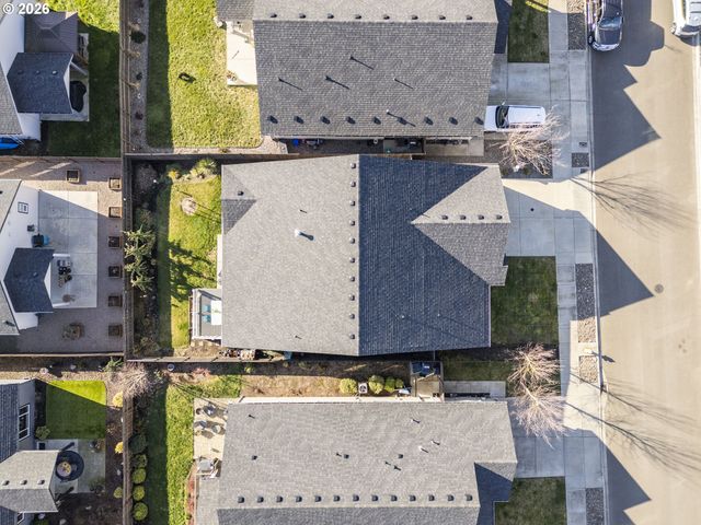 2053 N 4TH Way, Ridgefield, WA 98642