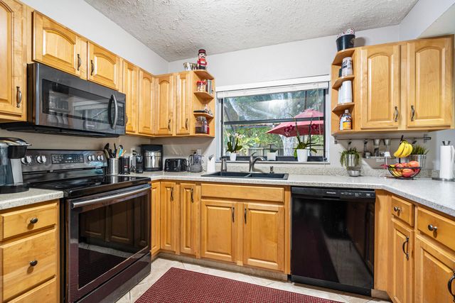 4966 NW 6th Street, Coconut Creek, FL 33063