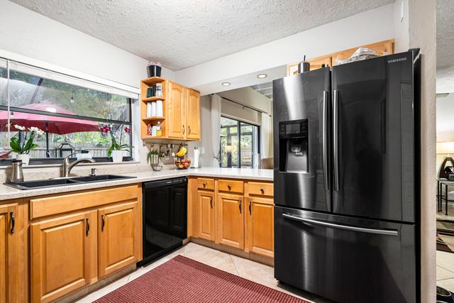 4966 NW 6th Street, Coconut Creek, FL 33063