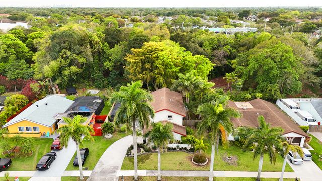 4966 NW 6th Street, Coconut Creek, FL 33063