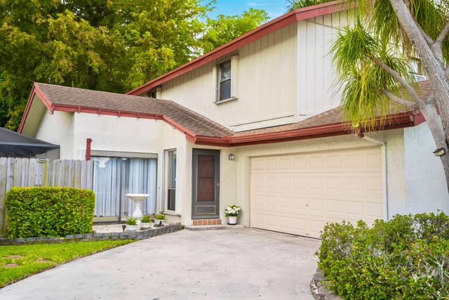 4966 NW 6th Street, Coconut Creek, FL 33063