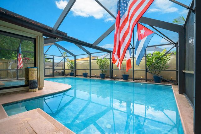 4966 NW 6th Street, Coconut Creek, FL 33063