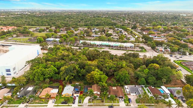 4966 NW 6th Street, Coconut Creek, FL 33063