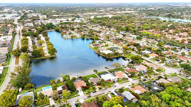 4966 NW 6th Street, Coconut Creek, FL 33063