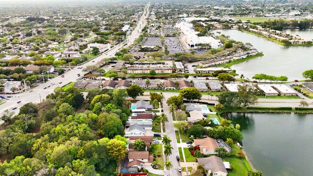4966 NW 6th Street, Coconut Creek, FL 33063