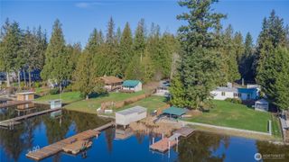 30961 E Lake Morton Drive SE, Kent, WA 98042