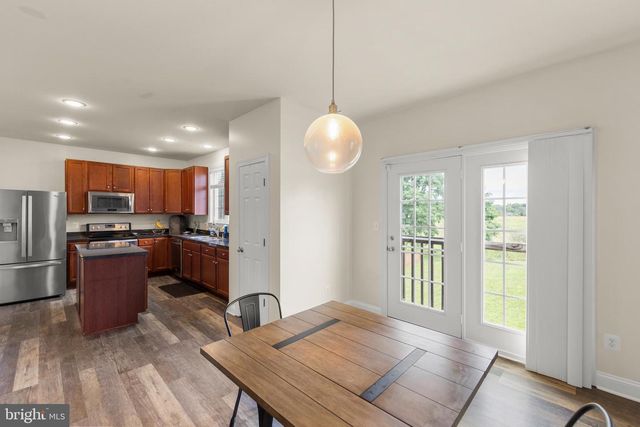 389 HUGHS RD, Charles Town, WV 25414