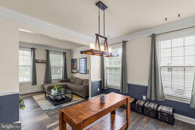 389 HUGHS RD, Charles Town, WV 25414