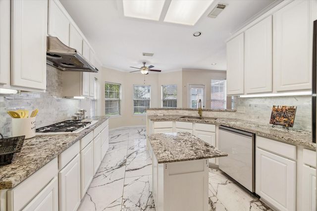 1115 Mulberry Lane, Bellaire, TX 77401