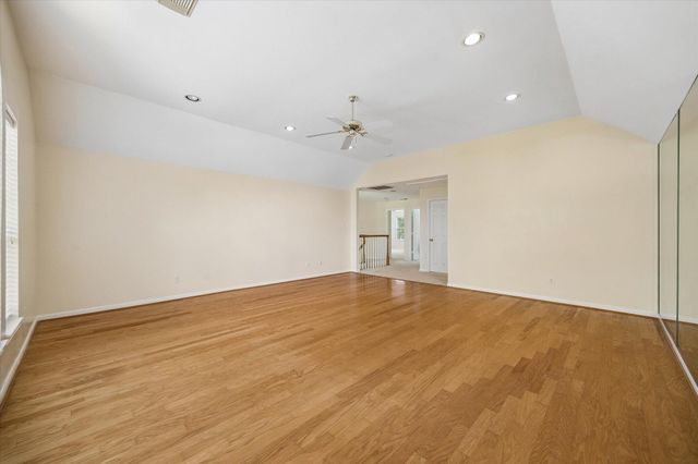 1115 Mulberry Lane, Bellaire, TX 77401