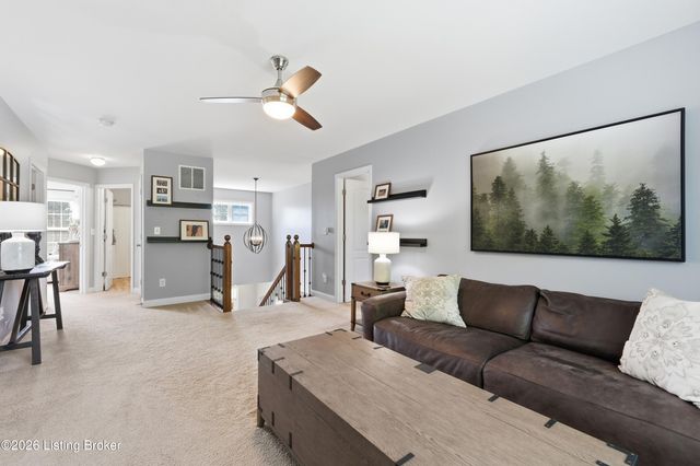 1107 Crossings Cove Ct, Louisville, KY 40245