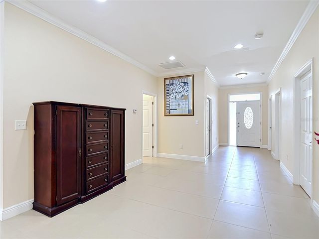 5065 67TH WAY N, St Petersburg, FL 33709