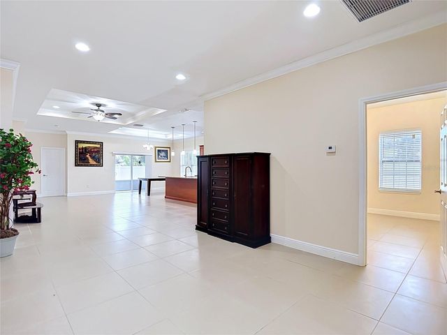 5065 67TH WAY N, St Petersburg, FL 33709