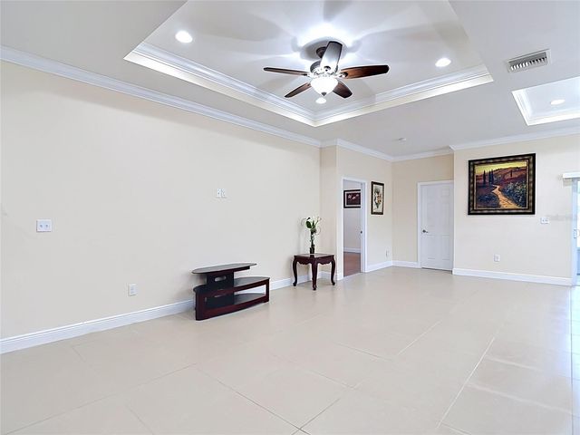 5065 67TH WAY N, St Petersburg, FL 33709