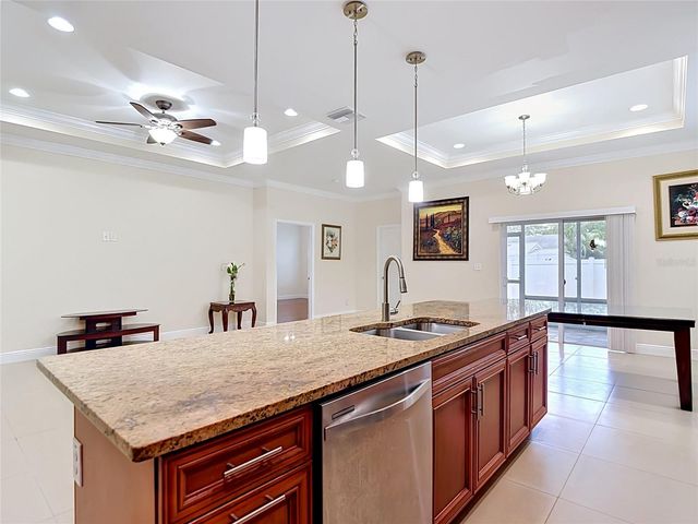 5065 67TH WAY N, St Petersburg, FL 33709