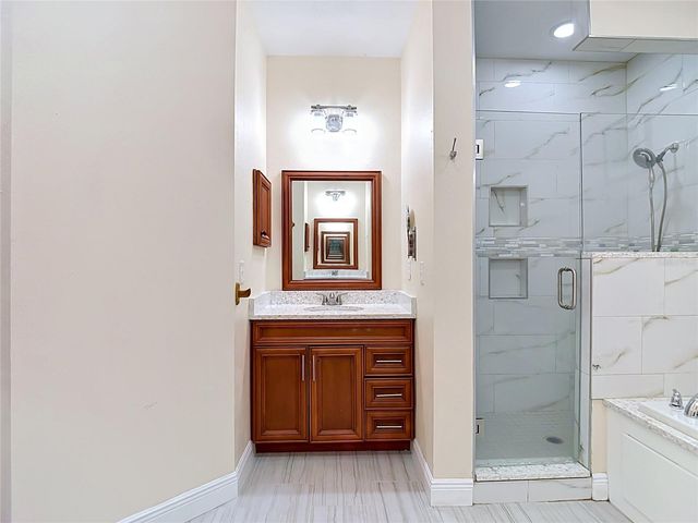 5065 67TH WAY N, St Petersburg, FL 33709