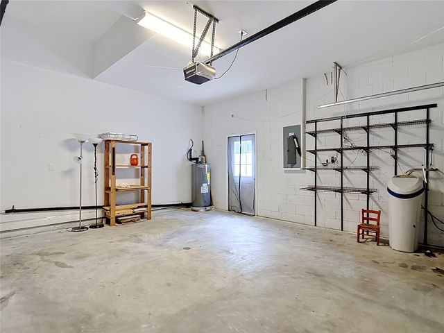 5065 67TH WAY N, St Petersburg, FL 33709