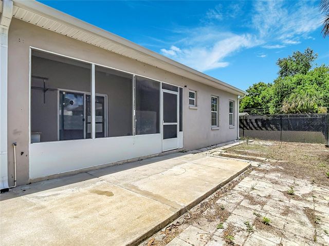 5065 67TH WAY N, St Petersburg, FL 33709