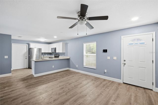 8310 N BROOKS STREET, Tampa, FL 33604