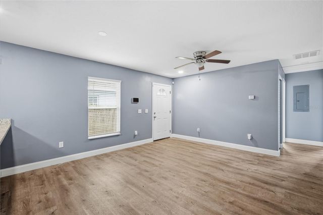 8310 N BROOKS STREET, Tampa, FL 33604