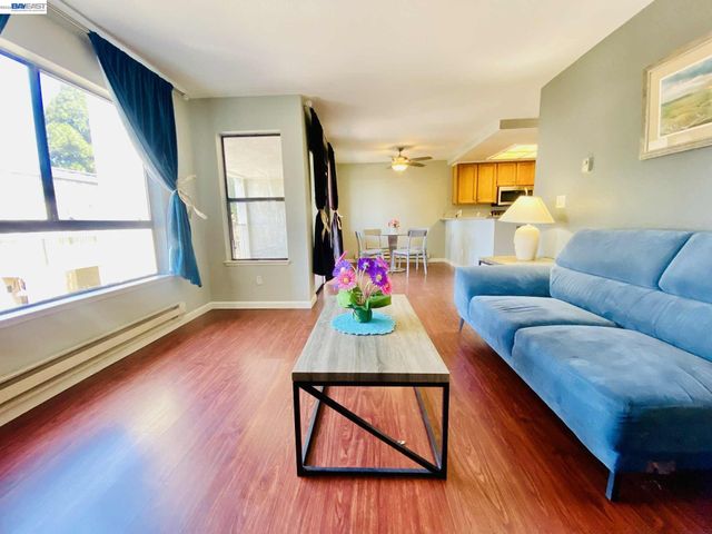 2505 Miramar Ave 122, Castro Valley, CA 94546