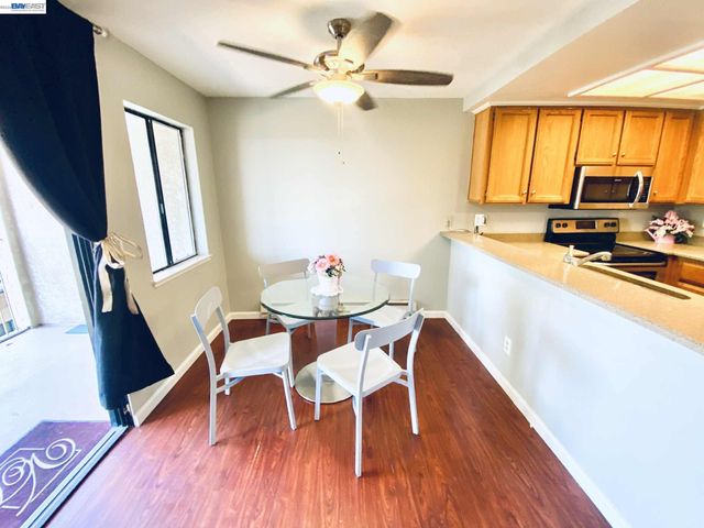 2505 Miramar Ave 122, Castro Valley, CA 94546