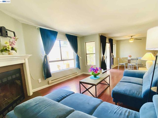 2505 Miramar Ave 122, Castro Valley, CA 94546