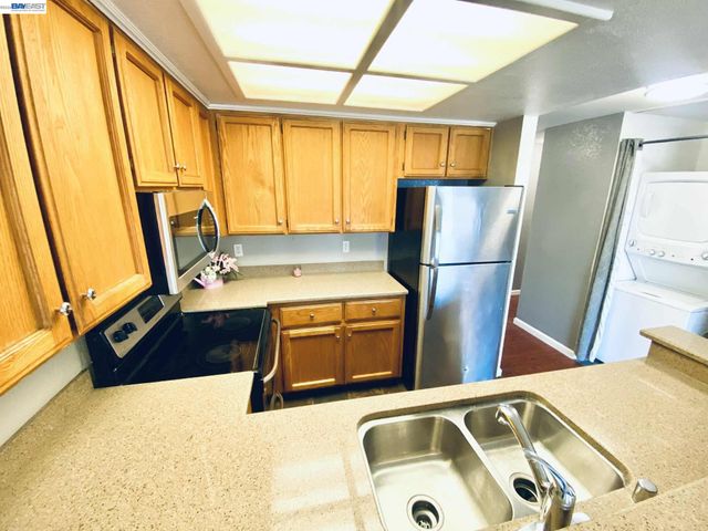 2505 Miramar Ave 122, Castro Valley, CA 94546