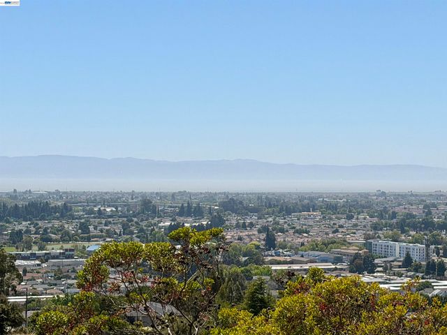 2505 Miramar Ave 122, Castro Valley, CA 94546
