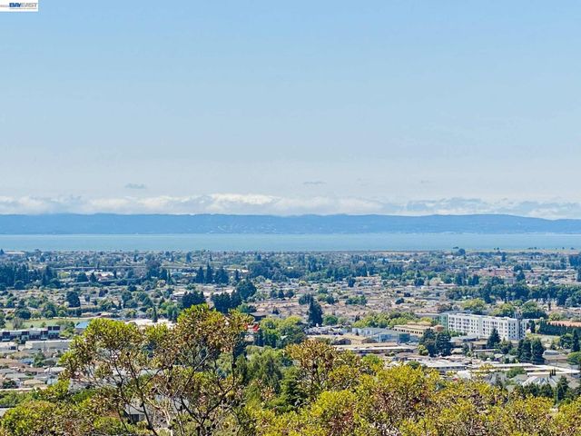 2505 Miramar Ave 122, Castro Valley, CA 94546