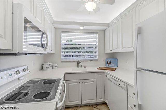 3000 Gulf Shore BLVD N 213, Naples, FL 34103
