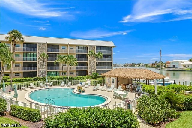 3000 Gulf Shore BLVD N 213, Naples, FL 34103