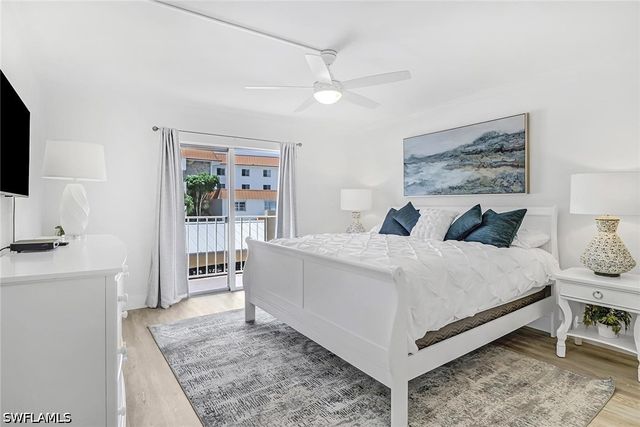 3000 Gulf Shore BLVD N 213, Naples, FL 34103
