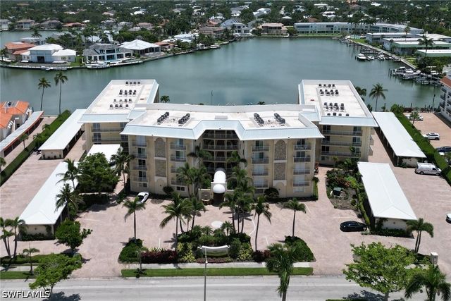 3000 Gulf Shore BLVD N 213, Naples, FL 34103