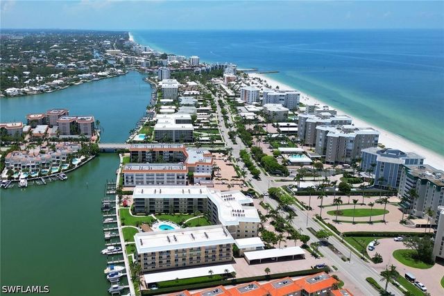 3000 Gulf Shore BLVD N 213, Naples, FL 34103