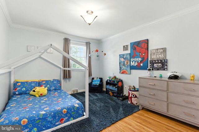 481 RED COAT LN, Wayne, PA 19087