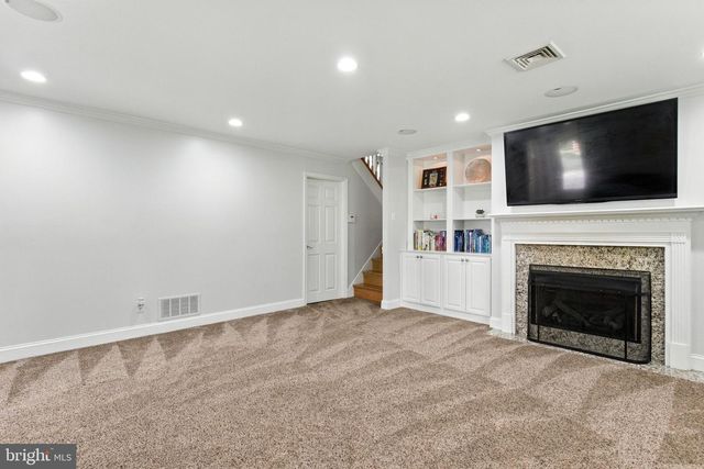 481 RED COAT LN, Wayne, PA 19087