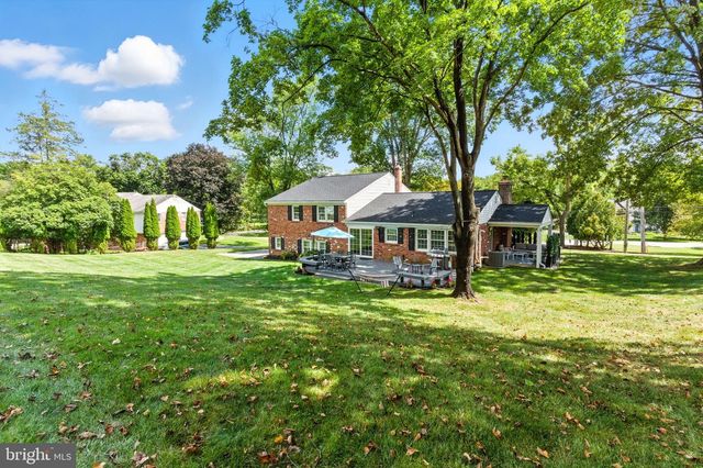 481 RED COAT LN, Wayne, PA 19087