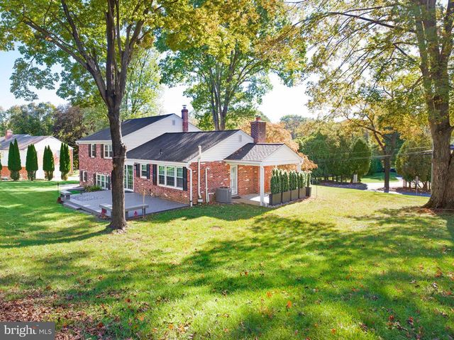 481 RED COAT LN, Wayne, PA 19087