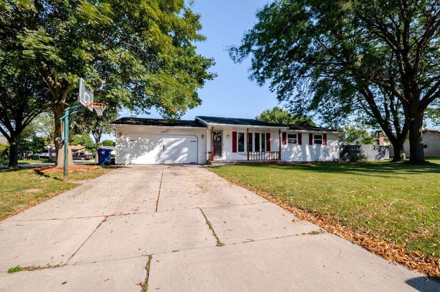 2525 HEATHER ROAD, Green Bay, WI 54311