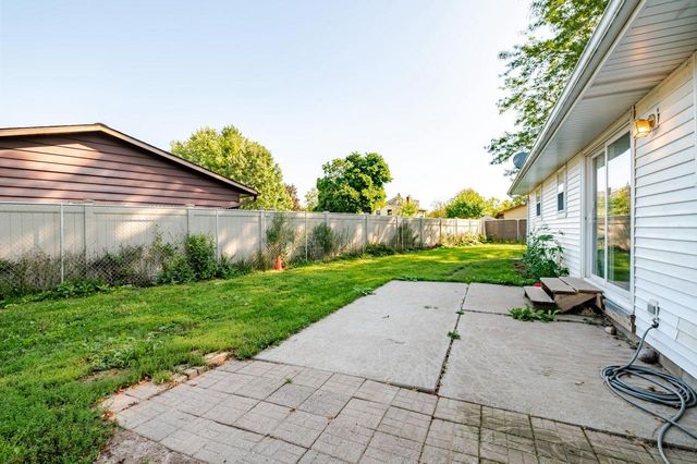 2525 HEATHER ROAD, Green Bay, WI 54311