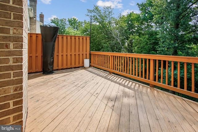 5944 NORHAM DR, Alexandria, VA 22315