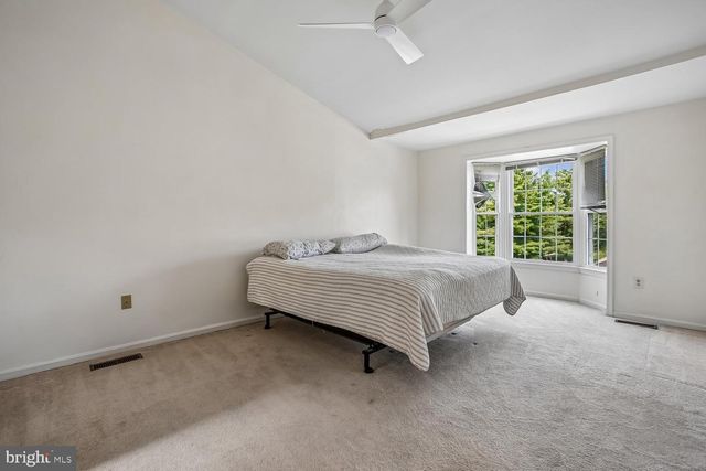 5944 NORHAM DR, Alexandria, VA 22315