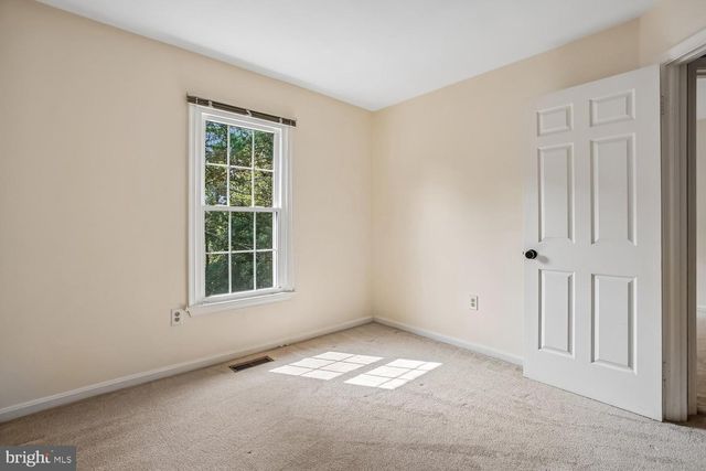 5944 NORHAM DR, Alexandria, VA 22315