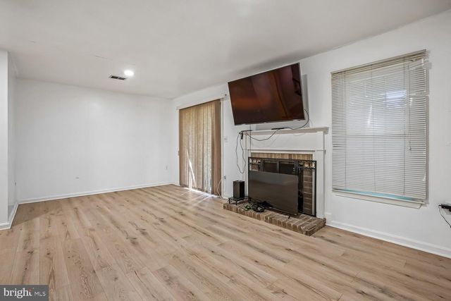 5944 NORHAM DR, Alexandria, VA 22315