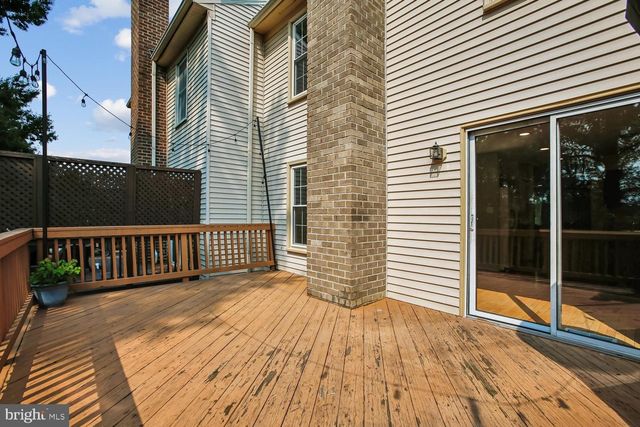 5944 NORHAM DR, Alexandria, VA 22315