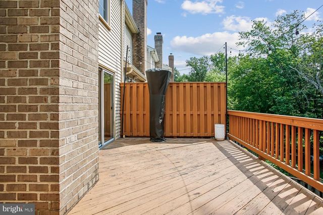 5944 NORHAM DR, Alexandria, VA 22315