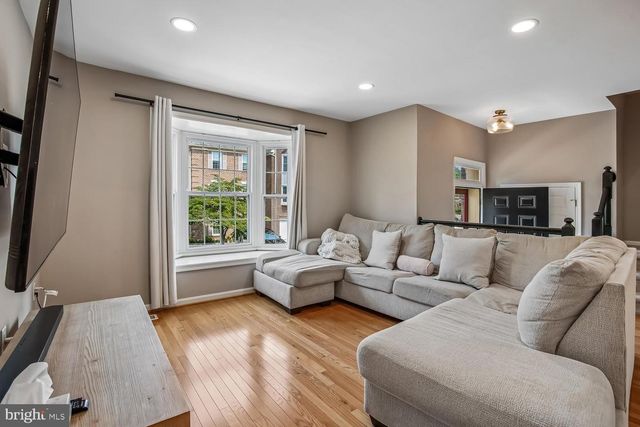 5944 NORHAM DR, Alexandria, VA 22315