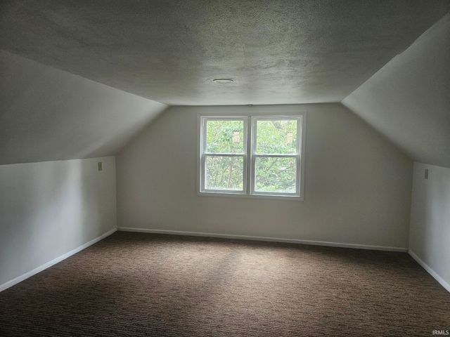 8416 E Lindstrom Lane, New Carlisle, IN 46552