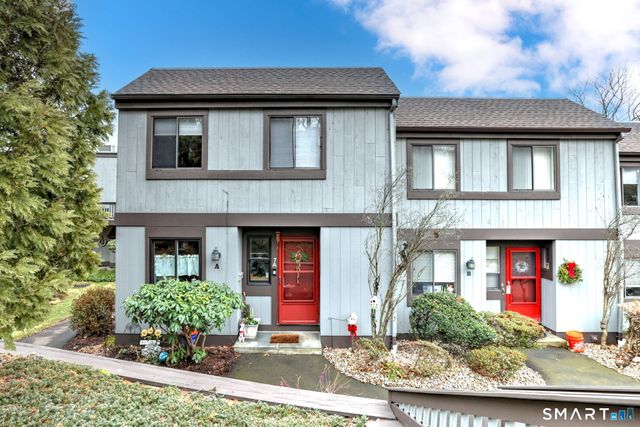 7 Harbour Village A, Branford, CT 06405